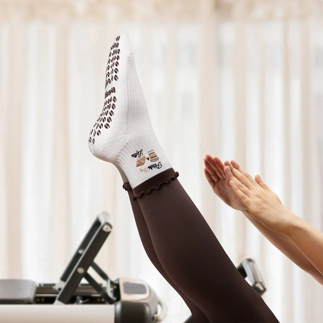 Elliosa White & Brown Pilates & Lattes Grip Socks