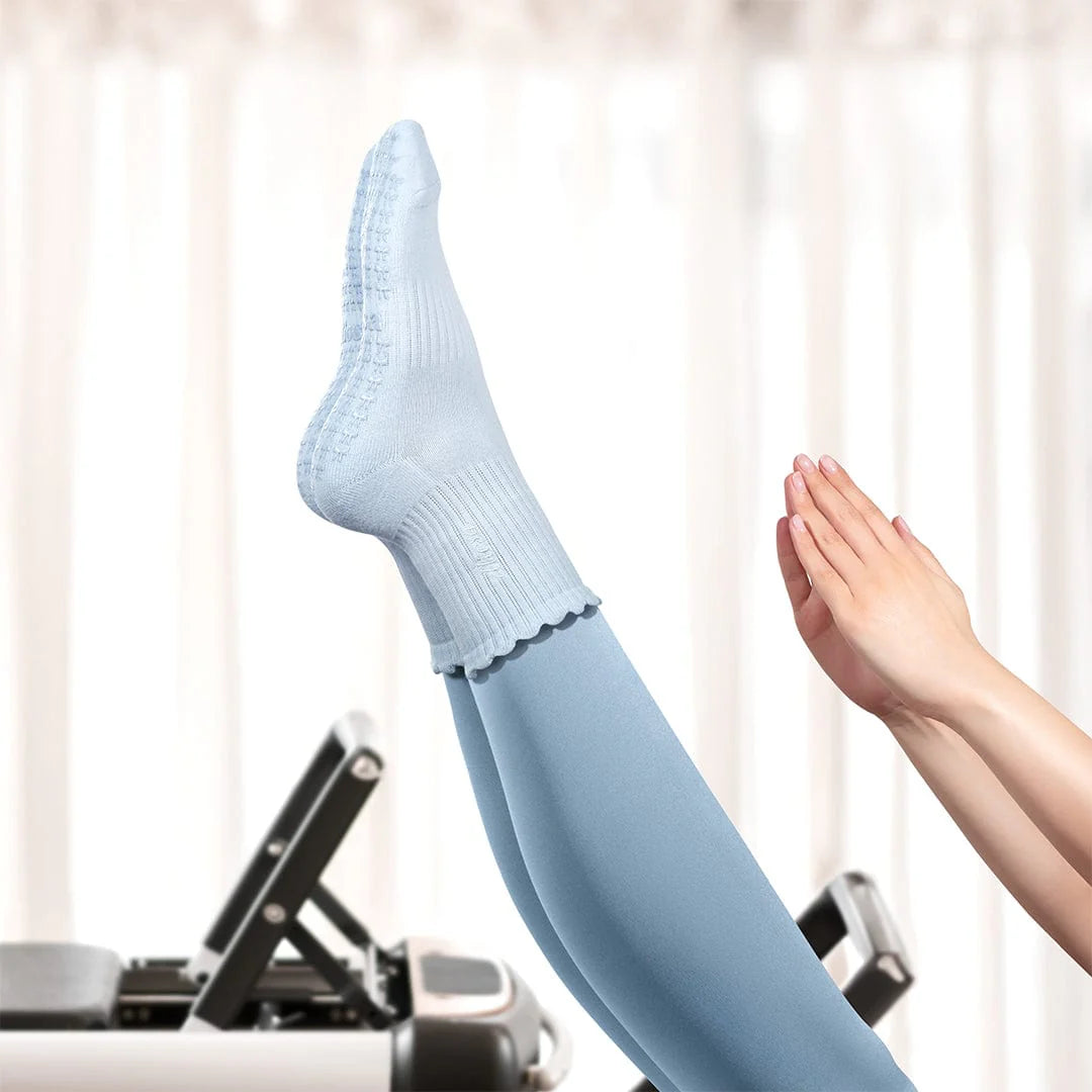 Elliosa Baby Light Blue Grip Basics Pilates Grip Socks